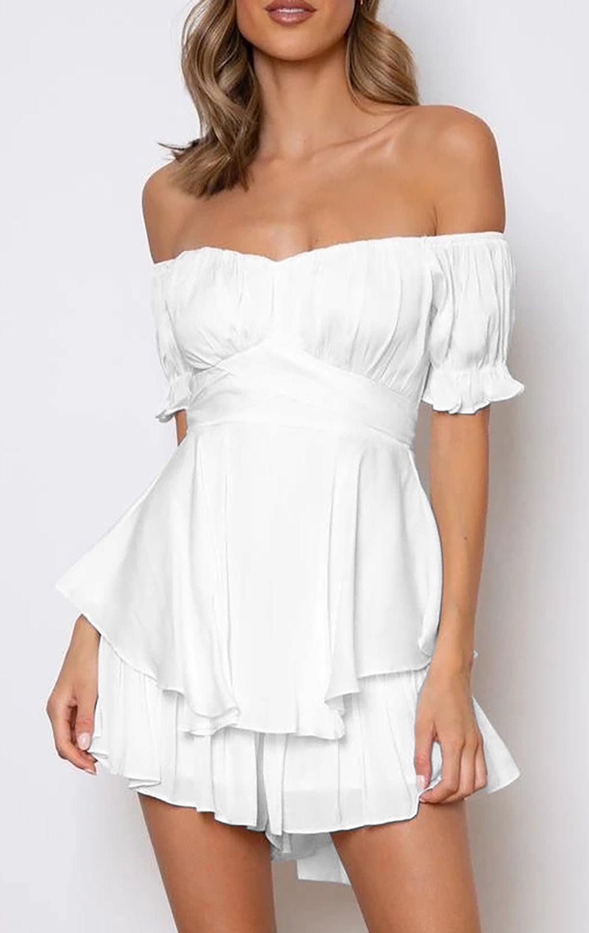 Combinaison courte à col bateau et manches courtes
