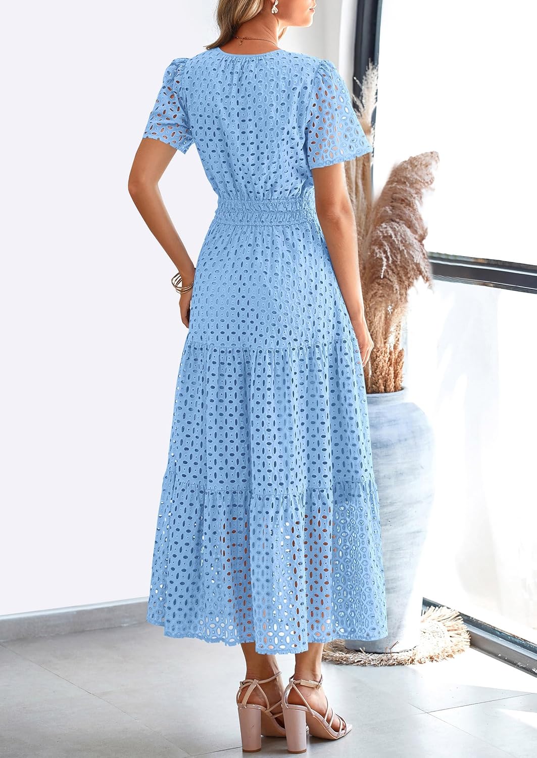 NOUVEAU 🔥 Robe longue d'été 2025 pour femme, manches courtes, col en V, ajourée, œillets, coupe trapèze