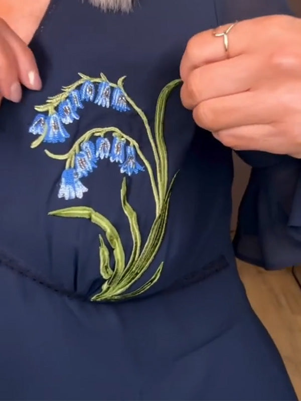 NEU🔥 V-Ausschnitt, geblümtes, besticktes Rüschenkleid – Steuerfrei
