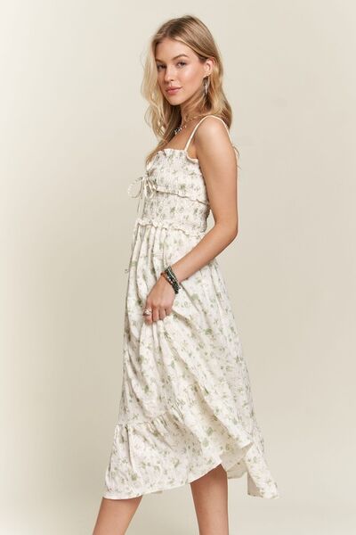 ADORA gesmoktes Camisole-Kleid mit Blumenmuster und Herzausschnitt